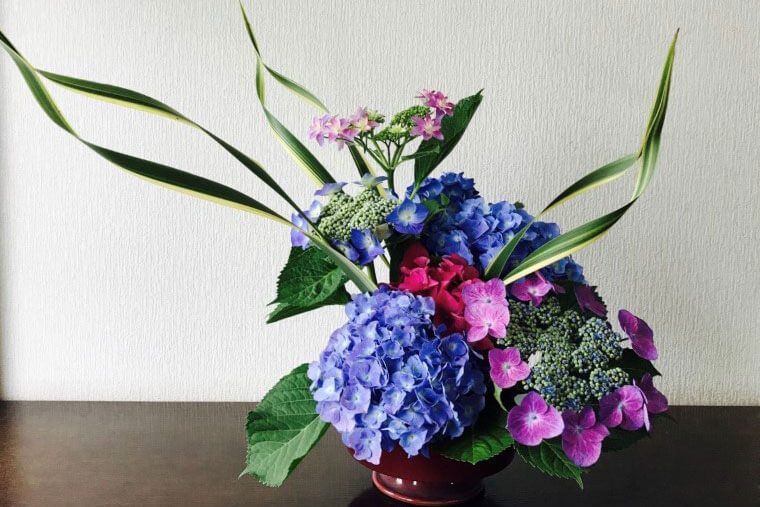 梅雨を愉しむ 紫陽花の飾り方アイデアとフラワーアレンジメント Craftie Style
