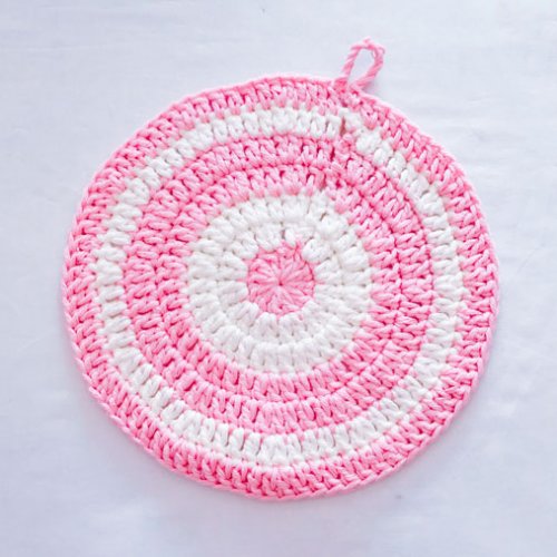 リリアン編みで作れる お花のブローチの編み方 Craftie Style