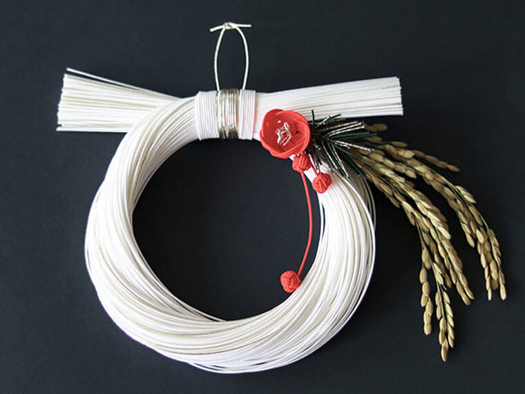 しめ縄の簡単な作り方とアイデア集。お正月にしめ縄を手作りしよう | Craftie Style