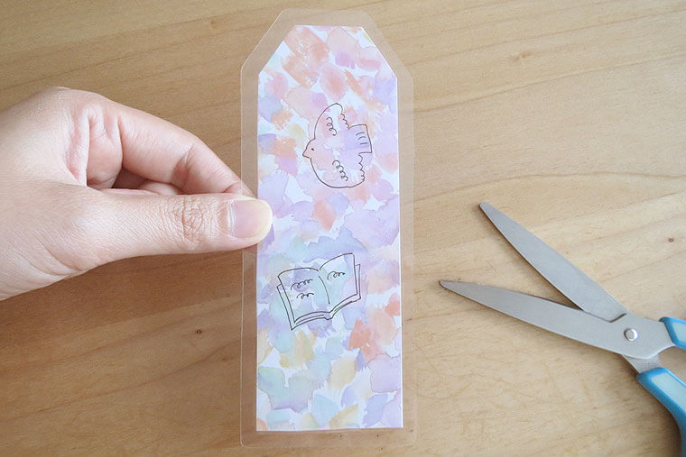 折り紙やラミネートで！「しおり」の簡単な作り方アイデア4選