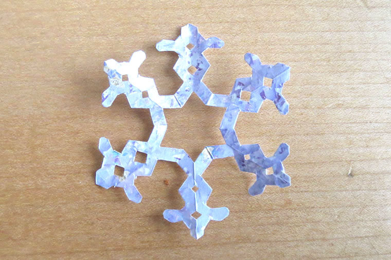 雪 の 結晶 折り紙