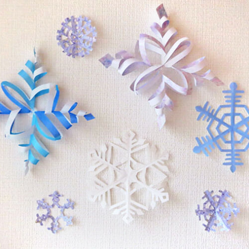 折り紙で「雪の結晶」を作ろう。綺麗に仕上がる切り方とアイデアをご紹介